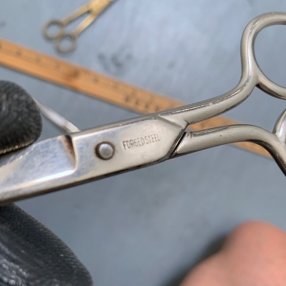 Set of Five Vintage Scissors Forged Steel School Sewing Crafts Art Scrap Teach - Picture 12 of 16